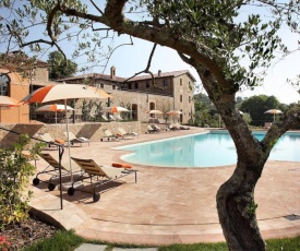 Splendid Mansion in Perugia with Garden