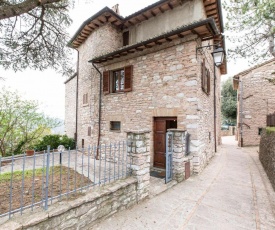 Inviting Villa in Spello with Balcony